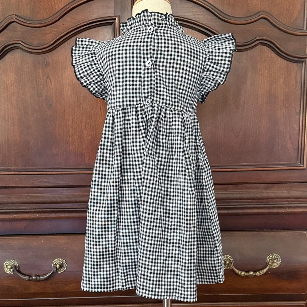 Ella Gray Girls Smocked Gingham Dress Size S Black White Flutter Sleeve Boutique
